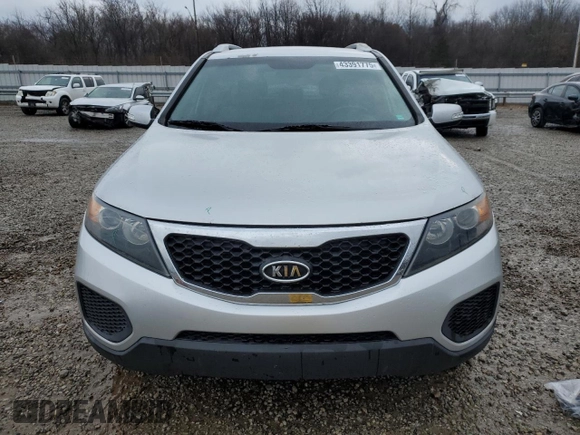 2013 Kia Sorento LX with VIN 5XYKTDA28DG338933, listed as a Copart auction lot 43391775 with 154,349 mi miles and Clean Title. Bid and sale history available at carsss.com. Image 5.