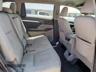 2014 Toyota Highlander LE z VIN 5TDZARFH0ES008478, wystawiony jako Copart lot #59300555 z przebiegiem 117 163 mil mil oraz Szkoda całkowita • Salvage title. Historia ofert i sprzedaży dostępna na DreamBid. Obrazek 11.