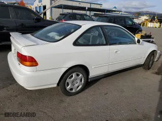 1998 Honda Civic EX with VIN 1HGEJ8247WL088040, listed as a Copart auction lot 86394604 with 273,838 mi miles and Salvage Title. Bid and sale history available at carsss.com. Image 3.