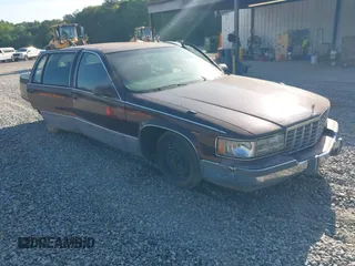 1996 Cadillac Fleetwood z VIN 1G6DW52PXTR713787, wystawiony jako IAAI lot #42079864 z przebiegiem Nie podano mil oraz . Historia ofert i sprzedaży dostępna na DreamBid. Obrazek 1.
