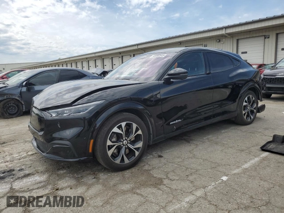2022 Ford Mustang Mach-E Premium z VIN 3FMTK3SU4NMA03797, wystawiony jako Copart lot #55990545 z przebiegiem 38 004 mil mil oraz Szkoda całkowita • Salvage title. Historia ofert i sprzedaży dostępna na DreamBid. Obrazek 1.