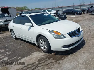 2009 Nissan Altima 2.5 S with VIN 1N4AL21E89N561120, listed as a IAAI auction lot 42020054 with 220,237 mi miles. Bid and sale history available at carsss.com. Image 1.