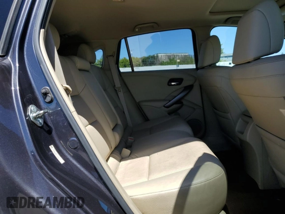 2014 Acura RDX z VIN 5J8TB3H35EL015477, wystawiony jako Copart lot #57468455 z przebiegiem 106 327 mil mil oraz Szkoda całkowita • Salvage title. Historia ofert i sprzedaży dostępna na DreamBid. Obrazek 11.