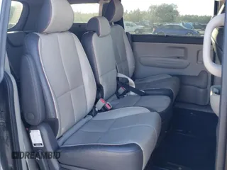 2018 Kia Sedona LX with VIN KNDMB5C17J6405820, listed as a Copart auction lot 88976525 with 110,658 mi miles and Non Repairable. Bid and sale history available at carsss.com. Image 11.
