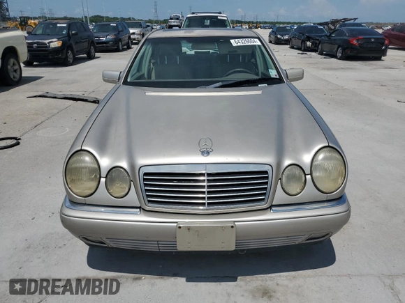 1999 Mercedes-Benz E-Class with VIN WDBJF65H2XA796192, listed as a Copart auction lot 64326604 with 237,141 mi miles and Clean Title. Bid and sale history available at carsss.com. Image 5.