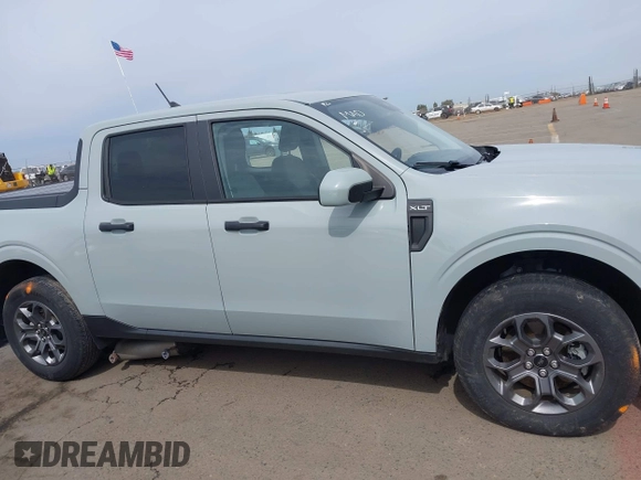 2022 Ford Maverick XL z VIN 3FTTW8E94NRA09230, wystawiony jako IAAI lot #41830226 z przebiegiem 16 422 mil mil oraz . Historia ofert i sprzedaży dostępna na DreamBid. Obrazek 14.