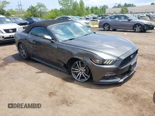 2017 Ford Mustang EcoBoost Premium с VIN 1FATP8UH4H5293879, выставлен на аукционе IAAI как лот 42717470 с пробегом 101 070 миль миль и . История ставок и продаж доступна на DreamBid. Изображение 6.