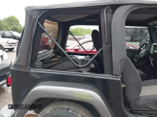 2004 Jeep Wrangler X z VIN 1J4FA39SX4P730504, wystawiony jako IAAI lot #42342491 z przebiegiem 112 942 mil mil oraz . Historia ofert i sprzedaży dostępna na DreamBid. Obrazek 8.