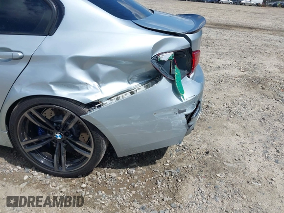 2018 BMW M3 with VIN WBS8M9C59J5J78666, listed as a IAAI auction lot 42522076 with 47,940 mi miles and . Bid and sale history available at DreamBid. Image 18.