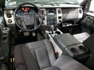2017 Ford Expedition XLT z VIN 1FMJU1JTXHEA59168, wystawiony jako Copart lot #54131485 z przebiegiem 145 067 mil mil oraz Szkoda całkowita • Salvage title. Historia ofert i sprzedaży dostępna na DreamBid. Obrazek 8.