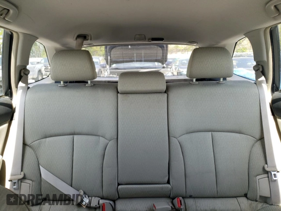 2011 Subaru Outback 2.5i z VIN 4S4BRBAC5B3312394, wystawiony jako Copart lot #56474155 z przebiegiem 67 711 mil mil oraz Czysty tytuł • Clean title. Historia ofert i sprzedaży dostępna na DreamBid. Obrazek 10.