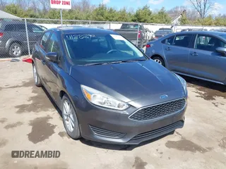 2017 Ford Focus SE with VIN 1FADP3F26HL229452, listed as a IAAI auction lot 41882192 with 83,499 mi miles. Bid and sale history available at carsss.com. Image 1.