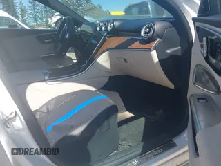 2023 Mercedes-Benz C 300 с VIN W1KAF4HB3PR138949, выставлен на аукционе IAAI как лот 42066845 с пробегом 33 433 миль миль и . История ставок и продаж доступна на DreamBid. Изображение 5.
