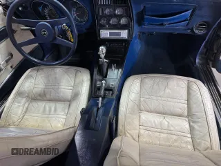 1977 Chevrolet Corvette with VIN 1Z37L7S407775, listed as a Copart auction lot 62571145 with 41,227 mi miles and Clean title. Bid and sale history available at DreamBid. Image 9.