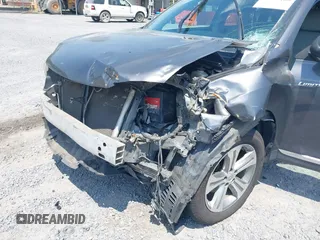 2011 Toyota Highlander Limited with VIN 5TDYK3EH3BS027884, listed as a IAAI auction lot 42527160 with 310,068 mi miles and . Bid and sale history available at DreamBid. Image 6.