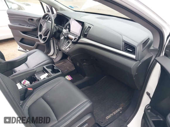2024 Honda Odyssey EX-L with VIN 5FNRL6H66RB003316, listed as a IAAI auction lot 41304872 with 12,810 mi miles and . Bid and sale history available at DreamBid. Image 5.