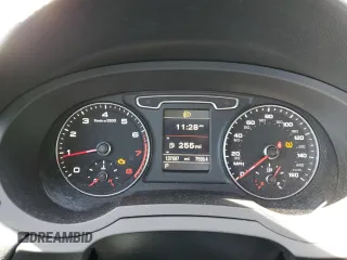 2015 Audi Q3 Prestige z VIN WA1FFCFS6FR008590, wystawiony jako Copart lot #45438604 z przebiegiem 137 597 mil mil oraz . Historia ofert i sprzedaży dostępna na DreamBid. Obrazek 9.
