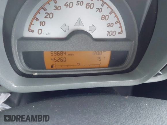 2009 Smart fortwo Pure z VIN WMEEJ31X39K314325, wystawiony jako IAAI lot #41607981 z przebiegiem 59 684 mil mil oraz . Historia ofert i sprzedaży dostępna na DreamBid. Obrazek 15.