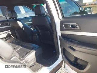 2016 Ford Explorer XLT with VIN 1FM5K8D84GGA22479, listed as a IAAI auction lot 40645958 with 127,482 mi miles and . Bid and sale history available at carsss.com. Image 8.
