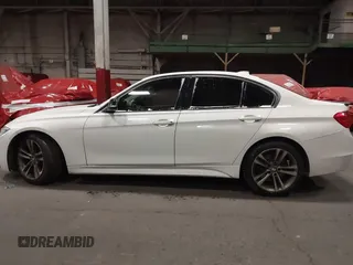 2013 BMW 3 Series 335i с VIN WBA3A9G50DNP37947, выставлен на аукционе IAAI как лот 41568877 с пробегом 82 467 миль миль и . История ставок и продаж доступна на DreamBid. Изображение 14.
