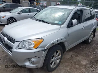 2010 Toyota RAV4 Limited z VIN 2T3DK4DV1AW029240, wystawiony jako IAAI lot #42650723 z przebiegiem 228 116 mil mil oraz . Historia ofert i sprzedaży dostępna na DreamBid. Obrazek 6.