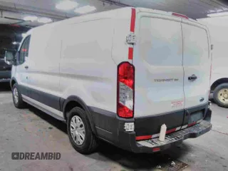 2018 Ford Transit z VIN 1FTYE1YM6JKB22823, wystawiony jako IAAI lot #42514705 z przebiegiem 147 895 mil mil oraz . Historia ofert i sprzedaży dostępna na DreamBid. Obrazek 26.