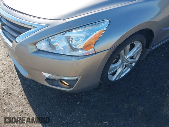2013 Nissan Altima SL z VIN 1N4BL3AP3DC288653, wystawiony jako IAAI lot #42304043 z przebiegiem 108 640 mil mil oraz . Historia ofert i sprzedaży dostępna na DreamBid. Obrazek 6.