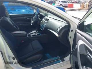 2016 Nissan Altima SR with VIN 1N4AL3AP0GC223999, listed as a IAAI auction lot 41838999 with 159,918 mi miles and . Bid and sale history available at carsss.com. Image 5.