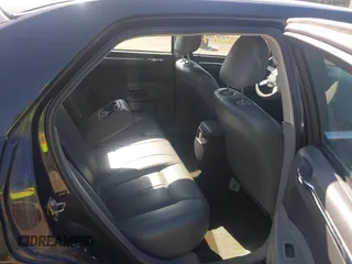 2005 Chrysler 300 with VIN 2C3JA53G55H122612, listed as a IAAI auction lot 41971677 with Not Provided miles. Bid and sale history available at carsss.com. Image 8.