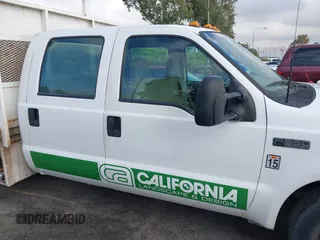 1999 Ford F-350 with VIN 1FDSW34S7XEC82702, listed as a IAAI auction lot 40346052 with 142,159 mi miles and . Bid and sale history available at DreamBid. Image 13.