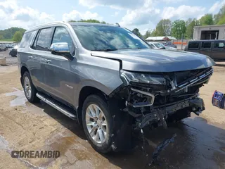 2022 Chevrolet Tahoe Premier z VIN 1GNSKSKD3NR313343, wystawiony jako IAAI lot #42147561 z przebiegiem 39 170 mil mil oraz . Historia ofert i sprzedaży dostępna na DreamBid. Obrazek 1.