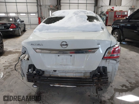 2015 Nissan Altima 2.5 S with VIN 1N4AL3AP6FN378690, listed as a IAAI auction lot 41612014 with 124,680 mi miles. Bid and sale history available at carsss.com. Image 17.