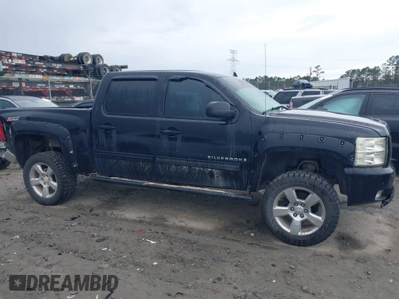 2009 Chevrolet Silverado 1500 LT with VIN 3GCEK23399G271715, listed as a IAAI auction lot 41863258 with 227,380 mi miles and . Bid and sale history available at DreamBid. Image 13.