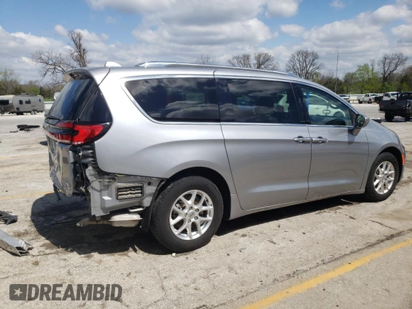 2021 Chrysler Pacifica Touring L with VIN 2C4RC1BG3MR574988, listed as a Copart auction lot 52213925 with 76,166 mi miles and Salvage Title. Bid and sale history available at DreamBid. Image 3.