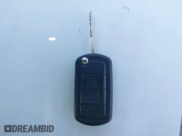 2008 Land Rover LR3 SE with VIN SALAE25498A449219, listed as a IAAI auction lot 42109126 with 105,326 mi miles and . Bid and sale history available at DreamBid. Image 11.