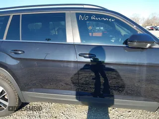 2022 Volkswagen Atlas SE with VIN 1V2DP2CA4NC532255, listed as a IAAI auction lot 41596701 with 33,352 mi miles and . Bid and sale history available at DreamBid. Image 13.