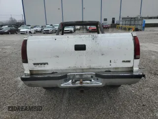 1997 GMC Sierra 1500 with VIN 1GTGC24R3VZ522487, listed as a Copart auction lot 44922165 with Not Provided miles and Non Repairable. Bid and sale history available at DreamBid. Image 6.