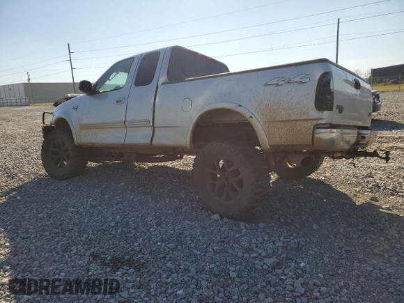 2003 Ford F-150 XL with VIN 1FTRX18L83NA36680, listed as a Copart auction lot 46225175 with 272,265 mi miles and Salvage Title. Bid and sale history available at carsss.com. Image 2.