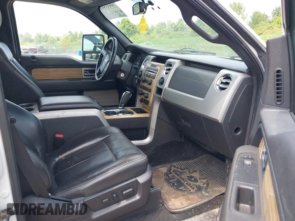 2011 Ford F-150 XLT z VIN 1FTFW1ETXBFC11286, wystawiony jako IAAI lot #40813425 z przebiegiem 142 506 mil mil oraz . Historia ofert i sprzedaży dostępna na DreamBid. Obrazek 5.