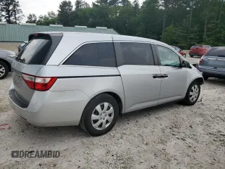 2013 Honda Odyssey LX z VIN 5FNRL5H24DB054216, wystawiony jako Copart lot #59871675 z przebiegiem 103 494 mil mil oraz Czysty tytuł • Clean title. Historia ofert i sprzedaży dostępna na DreamBid. Obrazek 3.