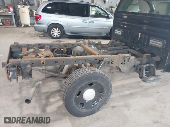 2009 Ford F-150 XL с VIN 1FTRF14WX9KB87999, выставлен на аукционе IAAI как лот 42423248 с пробегом 95 173 миль миль и . История ставок и продаж доступна на DreamBid. Изображение 8.