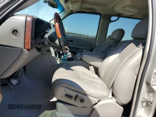2004 Chevrolet Suburban LS with VIN 3GNEC16Z74G321096, listed as a Copart auction lot 48548765 with 241,491 mi miles and Salvage Title. Bid and sale history available at carsss.com. Image 7.