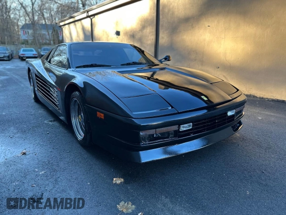 1988 Pontiac Fiero z VIN 1G2PE119XJP213392, wystawiony jako Copart lot #55215415 z przebiegiem 71 246 mil mil oraz Czysty tytuł • Clean title. Historia ofert i sprzedaży dostępna na DreamBid. Obrazek 1.