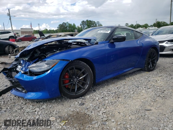 2023 Nissan Z Performance с VIN JN1BZ4BH4PM311459, выставлен на аукционе Copart как лот 52156984 с пробегом 12 312 миль миль и Списание • Salvage title. История ставок и продаж доступна на DreamBid. Изображение 1.