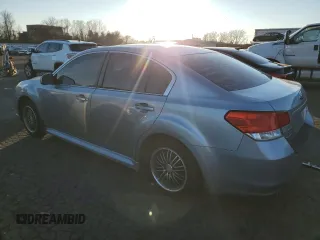 2012 Subaru Legacy Premium z VIN 4S3BMAG64C1013474, wystawiony jako Copart lot #83630754 z przebiegiem 318 974 mil mil oraz Czysty tytuł • Clean title. Historia ofert i sprzedaży dostępna na DreamBid. Obrazek 2.