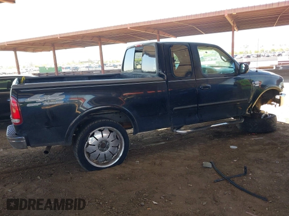 2000 Ford F-150 XL z VIN 1FTRX18L1YNA05567, wystawiony jako IAAI lot #42054536 z przebiegiem 245 018 mil mil oraz . Historia ofert i sprzedaży dostępna na DreamBid. Obrazek 4.