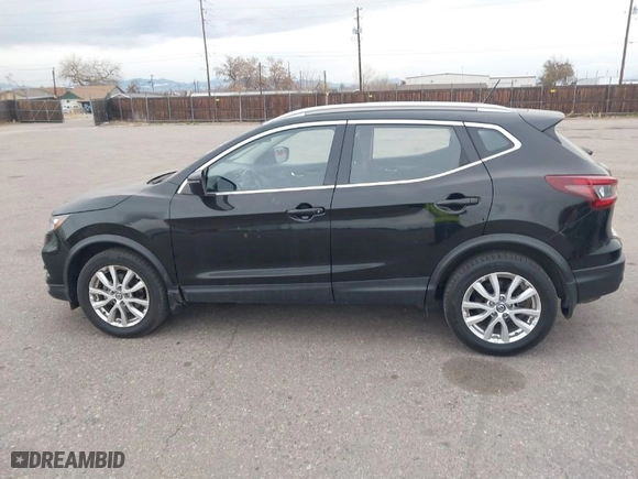 2020 Nissan Rogue Sport S with VIN JN1BJ1CW3LW394285, listed as a IAAI auction lot 40983141 with 62,483 mi miles. Bid and sale history available at carsss.com. Image 14.