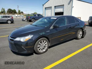 2015 Toyota Camry LE z VIN 4T1BD1FK3FU169101, wystawiony jako Copart lot #59163715 z przebiegiem 122 306 mil mil oraz Szkoda całkowita • Salvage title. Historia ofert i sprzedaży dostępna na DreamBid. Obrazek 1.