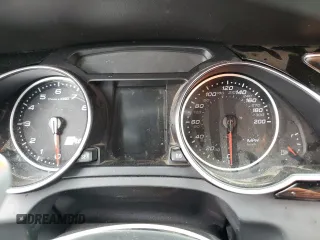 2014 Audi RS 5 z VIN WUAC6AFR4EA900833, wystawiony jako Copart lot #55972465 z przebiegiem Nie podano mil oraz Szkody całkowita. Historia ofert i sprzedaży dostępna na DreamBid. Obrazek 9.