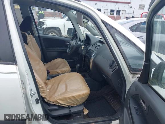 2007 Suzuki SX4 with VIN JS2YB413975105927, listed as a IAAI auction lot 42136696 with 232,480 mi miles. Bid and sale history available at carsss.com. Image 5.